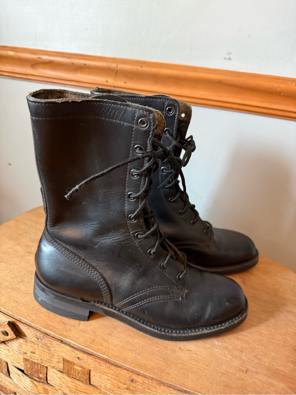 Vintage 1960 US Military Combat Boots Leather Biltrite Sole unisex W8.5-9 M7C